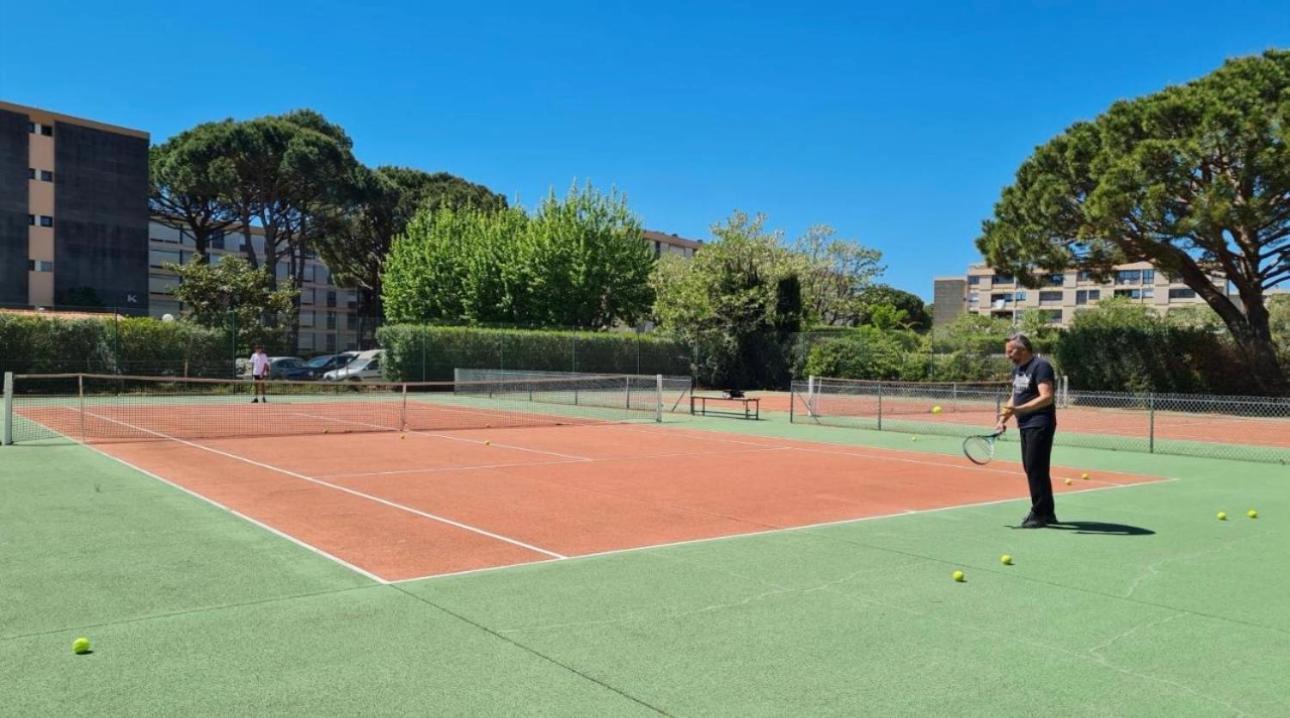 Appartamento Chez Timmaflo Fréjus Esterno foto
