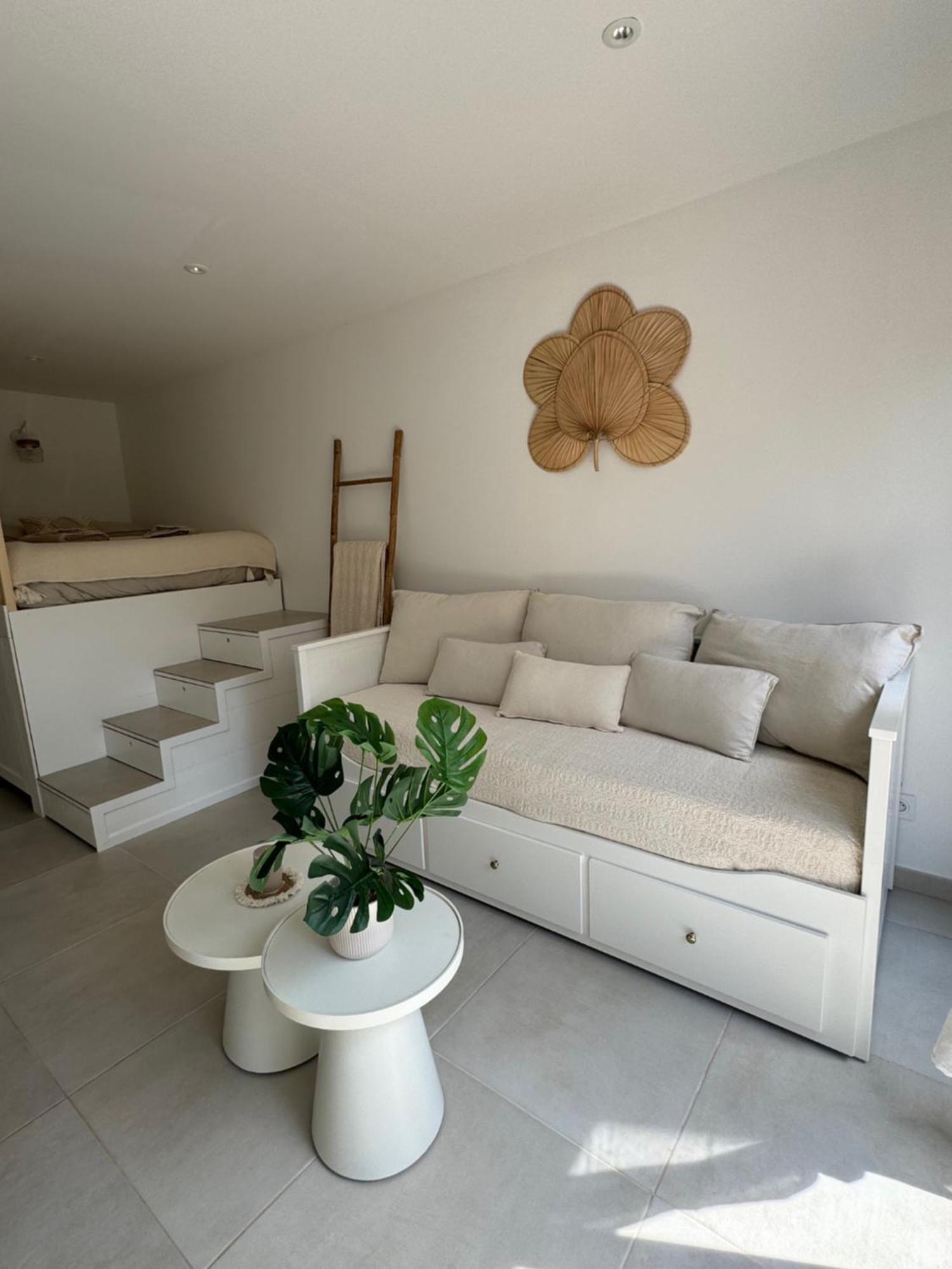 Appartamento Chez Timmaflo Fréjus Esterno foto