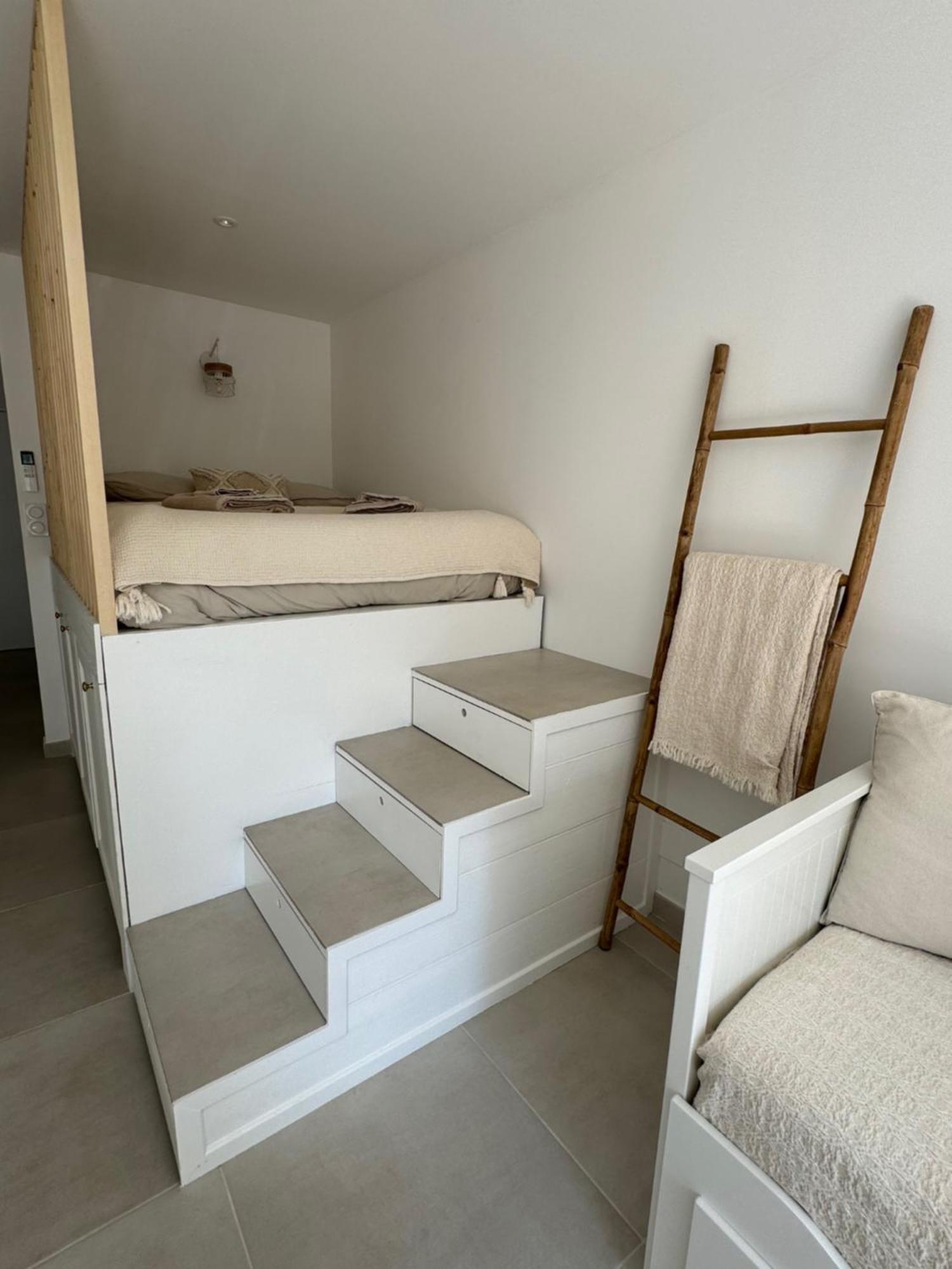 Appartamento Chez Timmaflo Fréjus Esterno foto